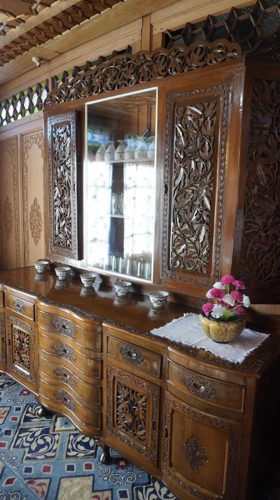 Mossess Group Of Houseboats Hotel Srinagar  Exterior photo